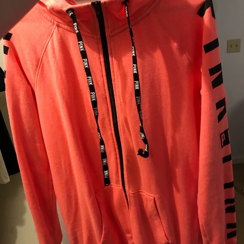 Vs pink sweatshirt